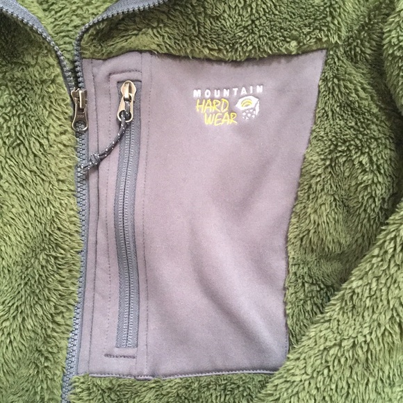 Women's Mountain Hardwear Fleece. Size Large - Picture 3 of 8